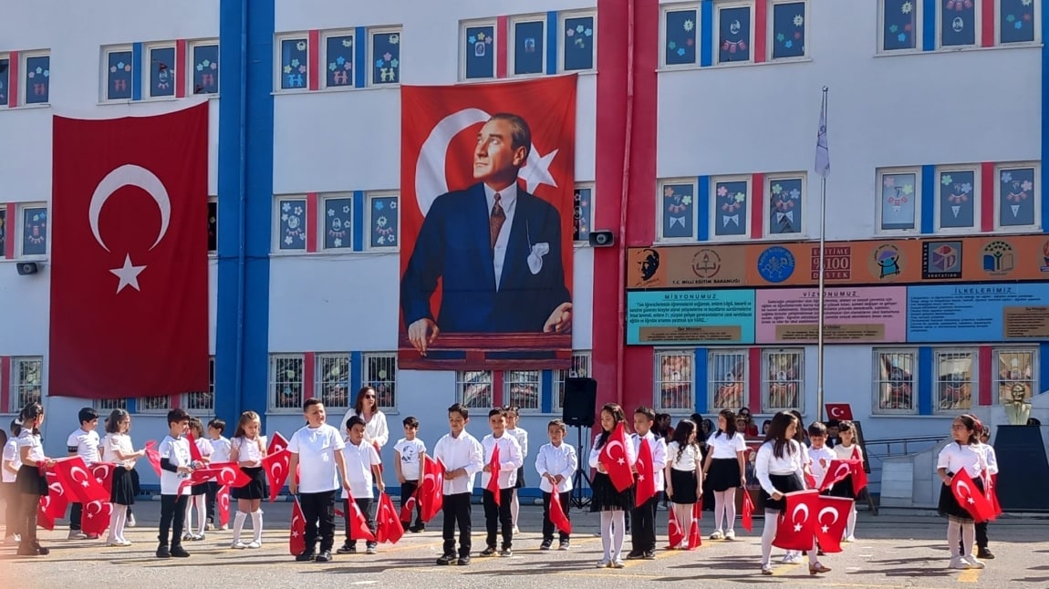 23 Nisan Ulusal Egemenlik ve Çocuk Bayramı